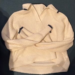 SO cropped sweater blue detail